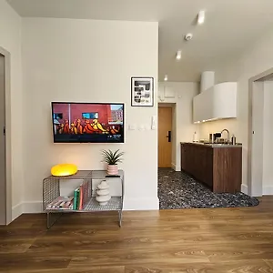 https://wine-apartments-krakow.krakowhotelspoland.com